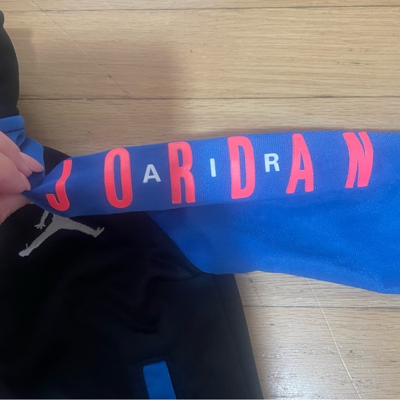 2/$10 Sale! Air Jordan Zip Up Black and Blue Jacket Size 18 Months - Picture 4 of 8
